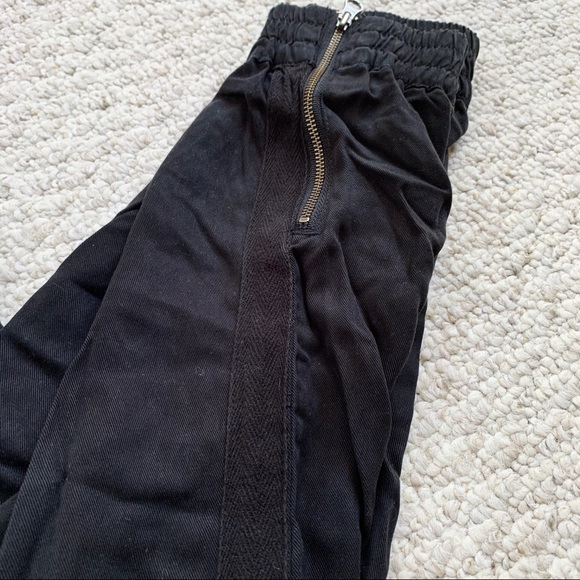 Pistola Aiden Jogger Pants w Zipper Detail - Picture 9 of 15